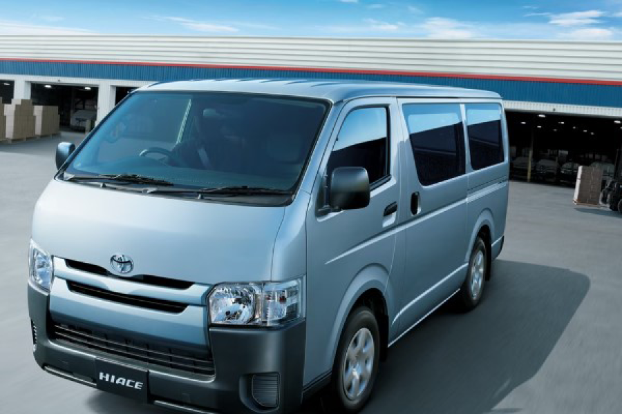 Toyota Hiace Microbus